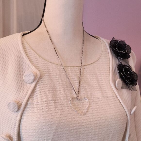 Hallmark Cards Inc Love Heart Glass Pendant Silver Tone Necklace Ship with Box - Picture 3 of 7